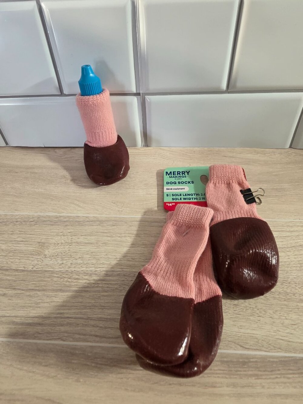 Merry Makings By Petco Dog Socks Skid-Resistant Small- NEW